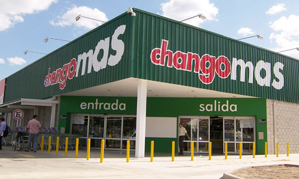 Fachada del supermercado ChangoMás en avenida Laureano Maradona, Circuito Cinco, Formosa