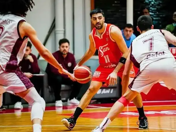 Partido de básquetbol entre San Isidro y Lanús