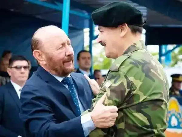 Veteranos de la Guerra de Malvinas de Formosa en acto de apoyo al gobierno provincial