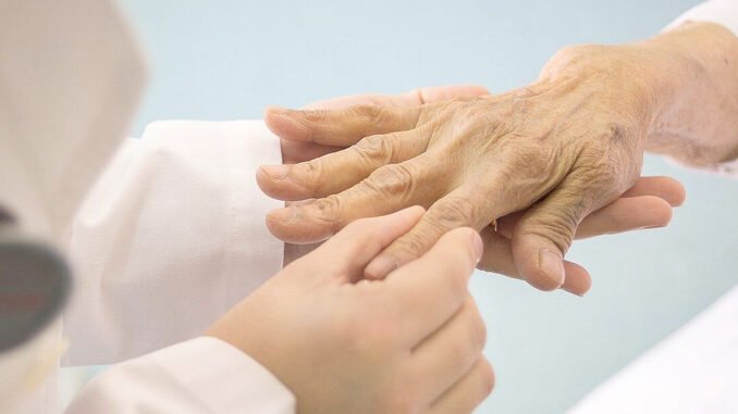 Reumatólogos en consulta médica en Formosa