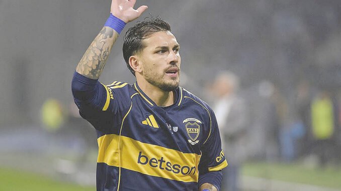 Leandro Paredes durante un partido de Boca Juniors
